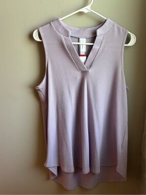Honeyme Lavender Sleeveless V-Notch Tank
